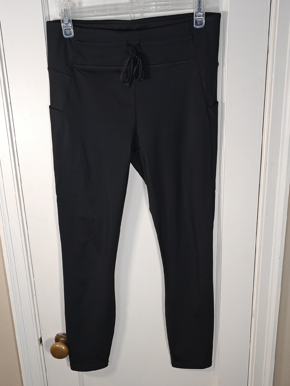 Fabletics Black High-Rise Leggings with Side Pockets